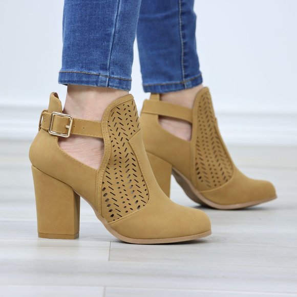 Tan Faux Nubuck Round Toe Block Heeled Ankle Boots Lacer Cut Design - Picture 3 of 12